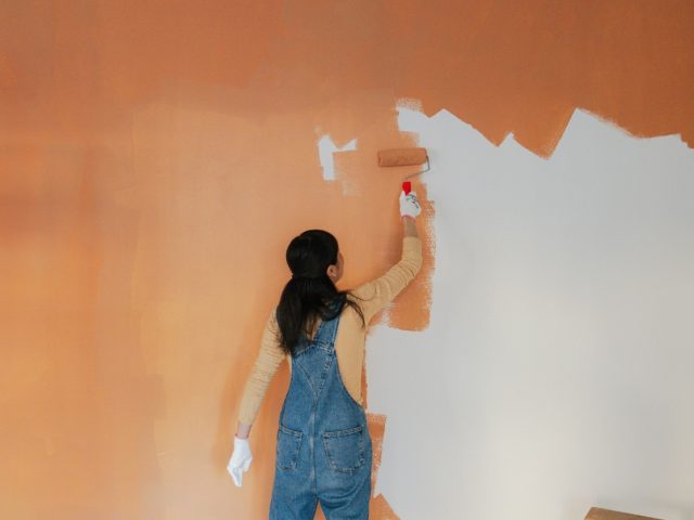 How Painting Services Are Growing Their Business with New Mover Marketing