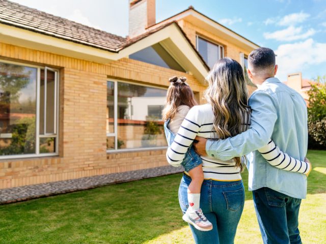 7 Smart Ways to Become a New Mover’s Go-To Brand