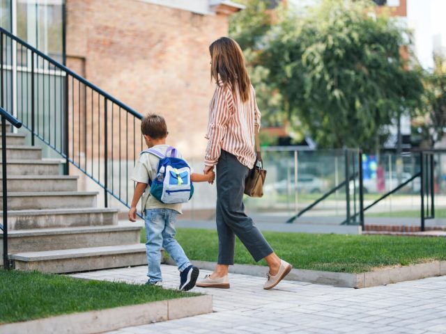 Business Spotlight: Schools & Educational Services for New Movers